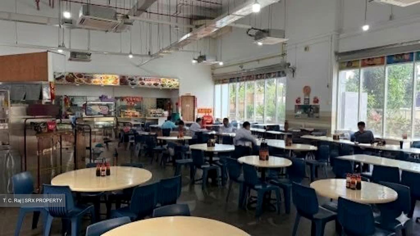 Jurong Inspection Centre (D22), Retail #561612041